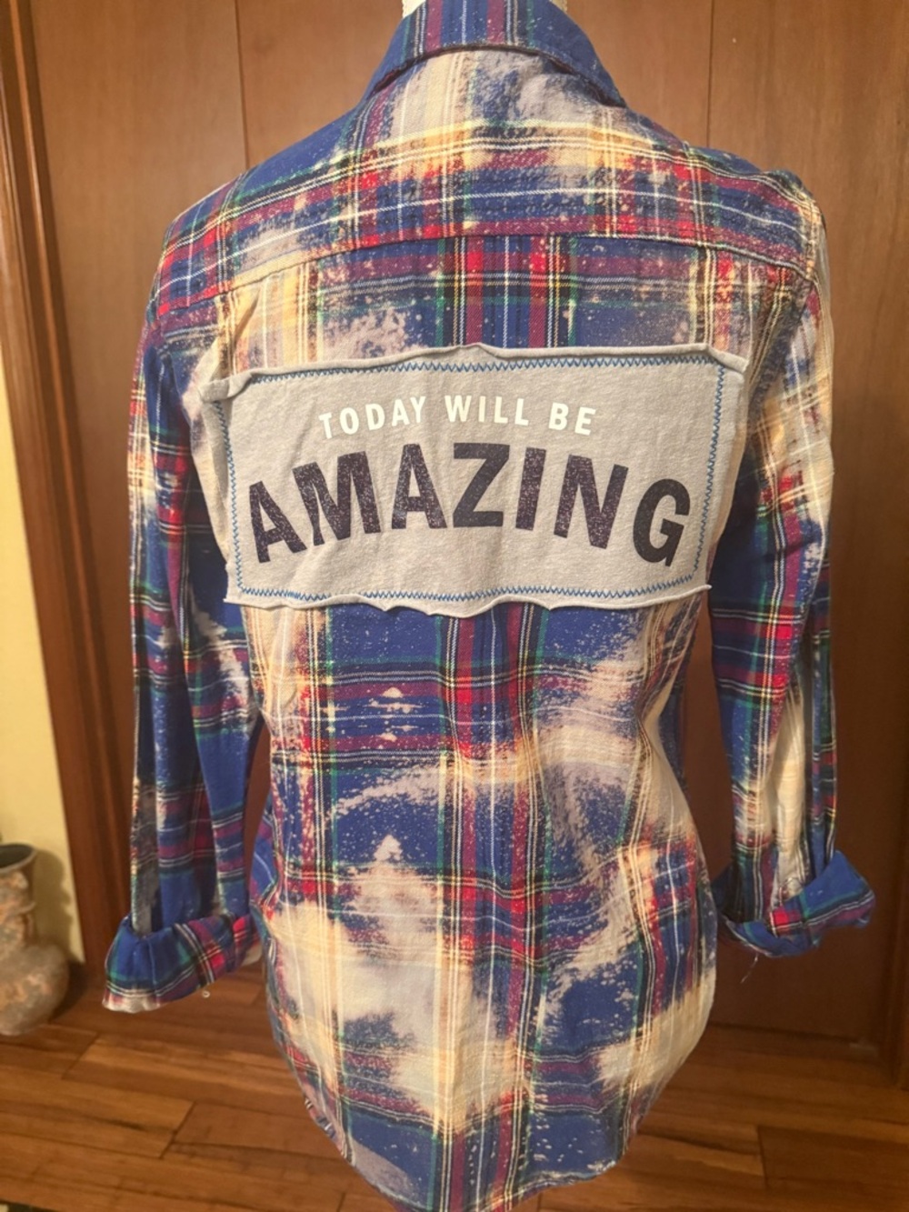 Arizona Jean Company Blue and Red Plaid Button-Up Shirt